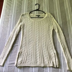 American Eagle sweater, size medium.